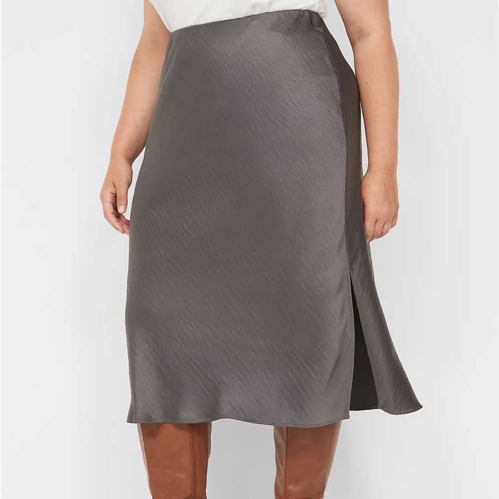 LANE BRYANT NWT Women’s Size 18 Bias Cut Slip Satin Skirt Midi Polyester - Picture 1 of 12